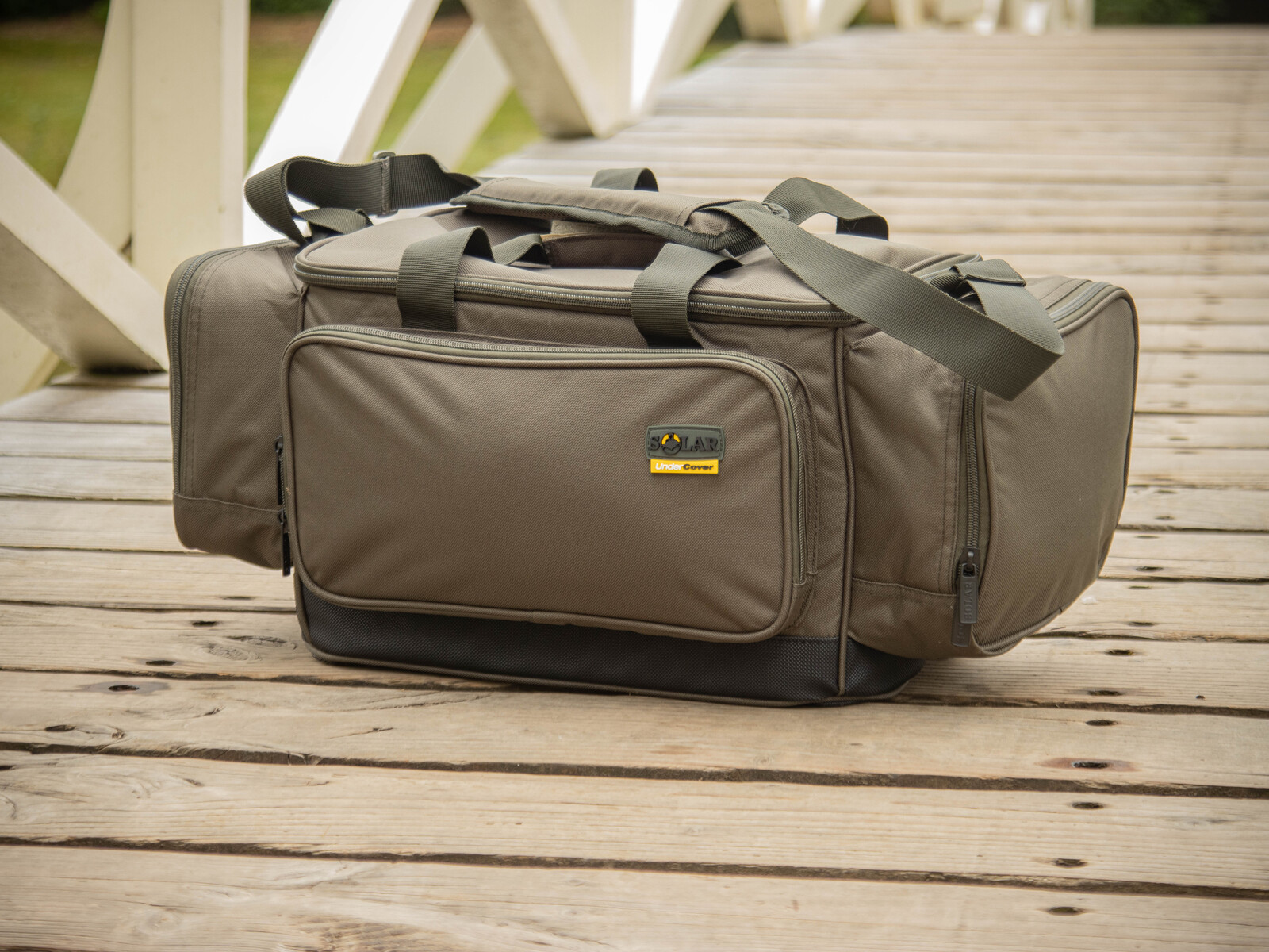 UNDERCOVER GREEN CARRYALL - LARGE